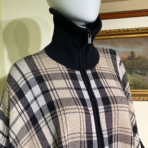 Jones New York Plaid Wool Blend Zip Up Cape/Poncho - Picture 6 of 16
